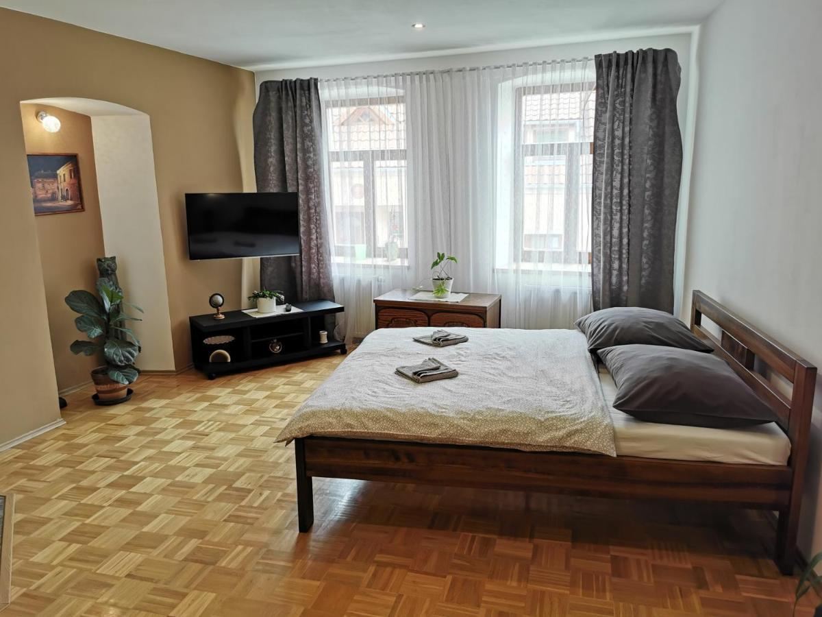 Apartman Antoninska Зноймо Экстерьер фото